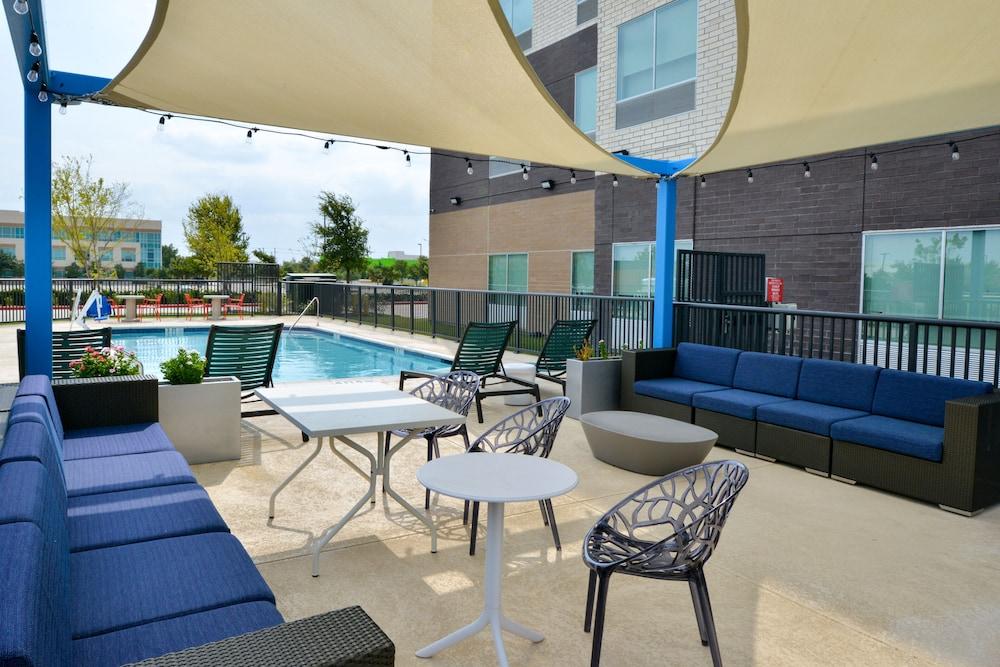 Tru By Hilton Coppell Dfw Airport North Hotel Exterior photo